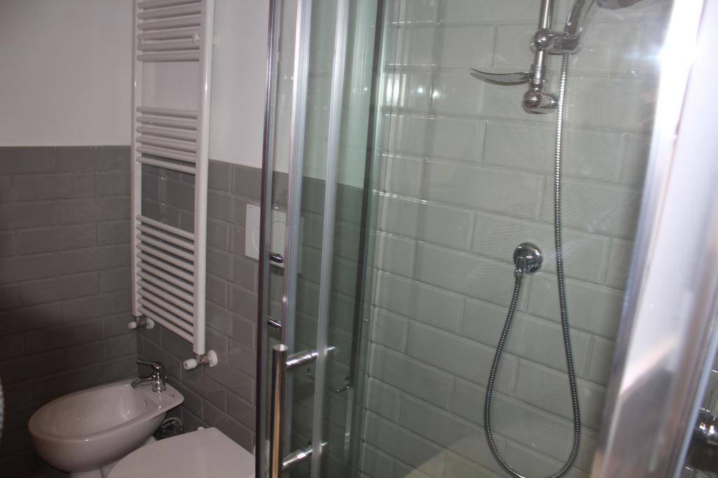 B&B Gallia'S Rooms Rzym Zewnętrze zdjęcie